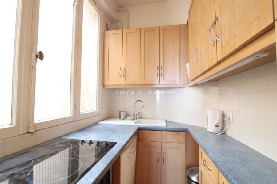 Appartement 1 chambre meublé PARIS 8 - 47 m²;