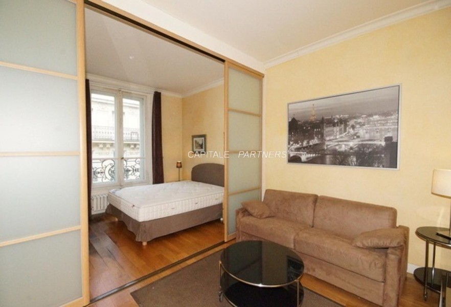 Appartement 1 chambre meublé PARIS 8 - 45 m²;