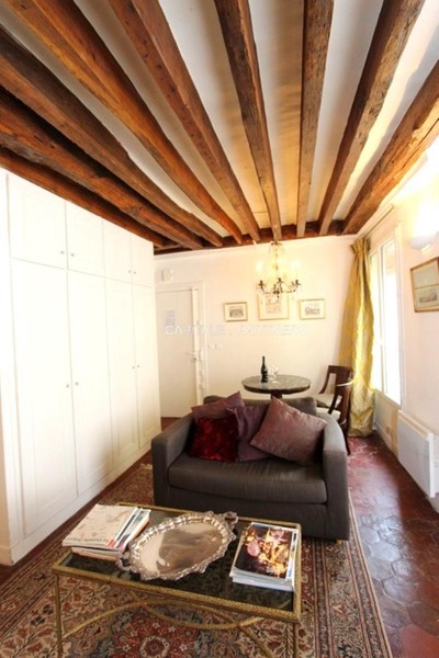 Studio meublé  PARIS 3 - 25 m²;