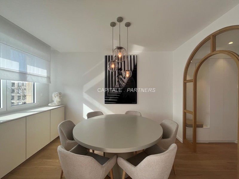 Appartement 2 chambres meublé NEUILLY-SUR-SEINE - 108 m²;