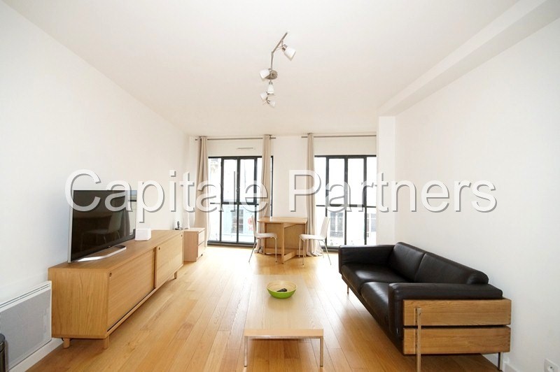 Studio meublé  PARIS 11 - 42 m²;
