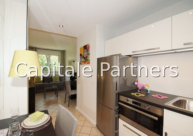 Studio meublé  Neuilly-sur-Seine - 24 m²;