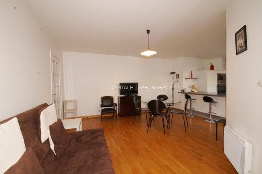 Appartement 1 chambre meublé PARIS 11 - 56 m²;