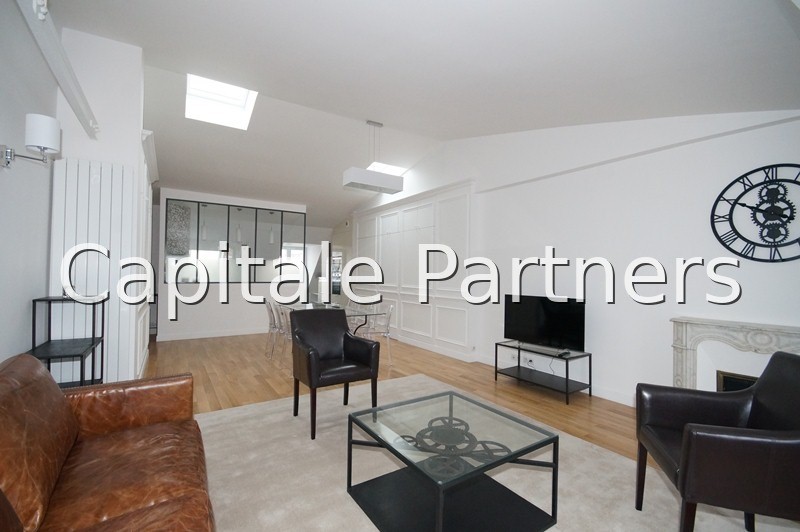 Appartement 2 chambres meublé PARIS 8 - 100 m²;