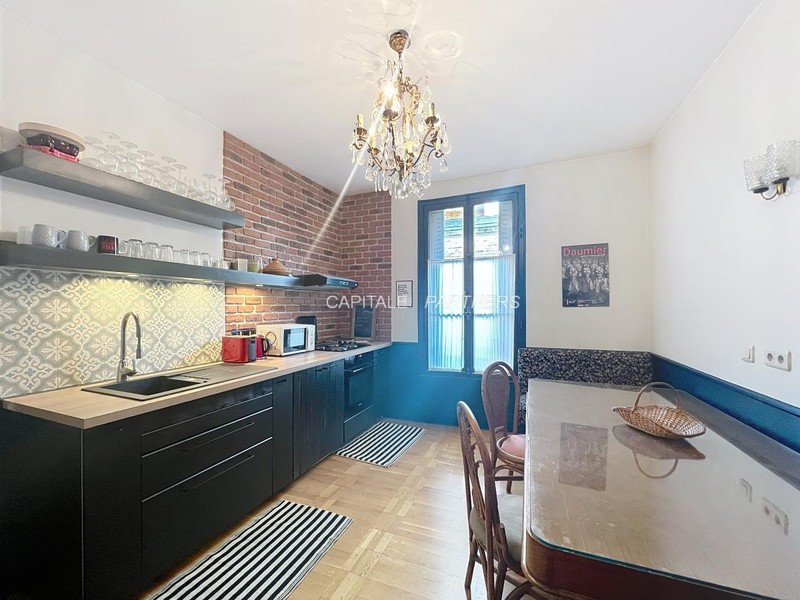 Appartement 2 chambres meublé PARIS 11 - 81 m²;