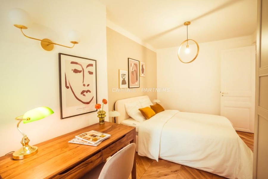 Appartement 2 chambres meublé PARIS 11 - 80 m²;