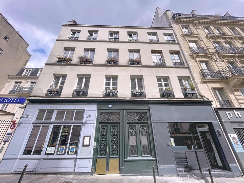 Appartement 2 chambres meublé PARIS 9 - 90 m²;
