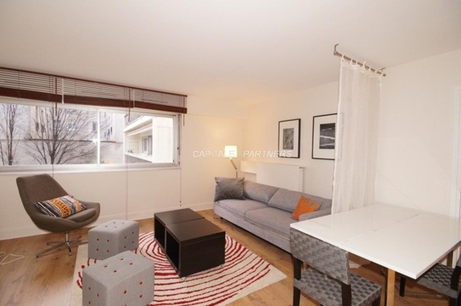 Studio meublé  PARIS 15 - 45 m²;