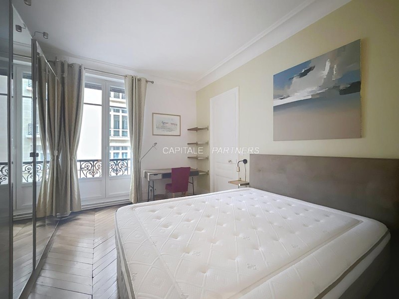 Appartement 2 chambres meublé PARIS 8 - 92 m²;