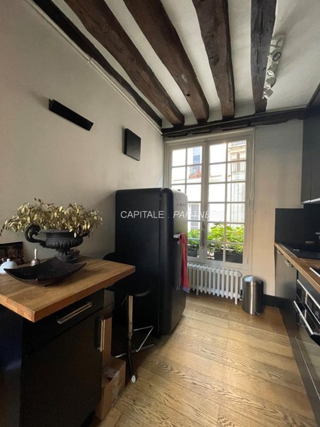 Appartement 2 chambres meublé PARIS 4 - 88 m²;