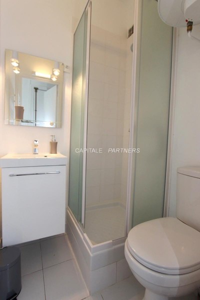 Studio meublé  PARIS 12 - 16 m²;