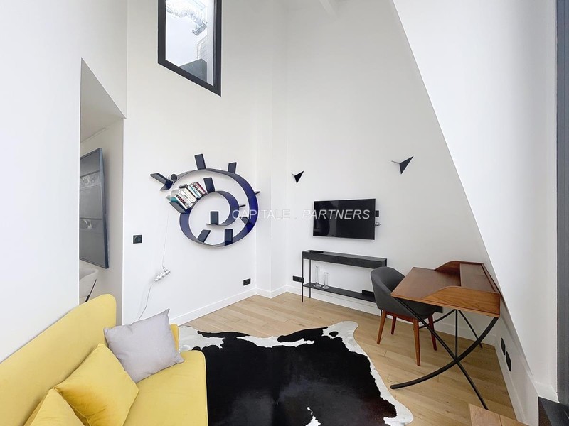 Appartement 2 chambres meublé PARIS 8 - 120 m²;