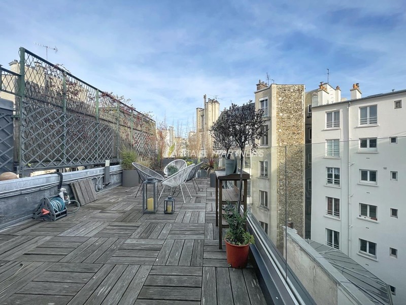 Appartement 2 chambres meublé PARIS 8 - 120 m²;