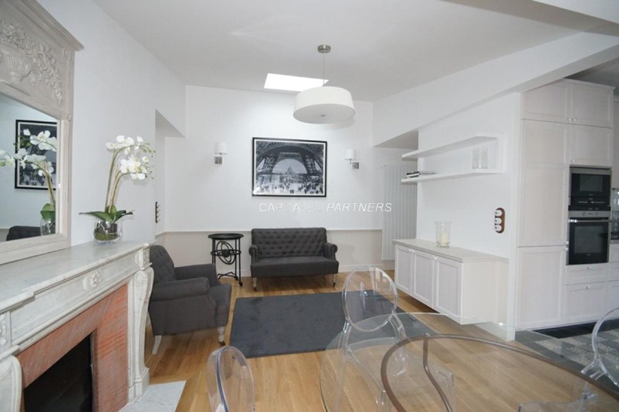 Appartement 1 chambre meublé PARIS 8 - 56 m²;