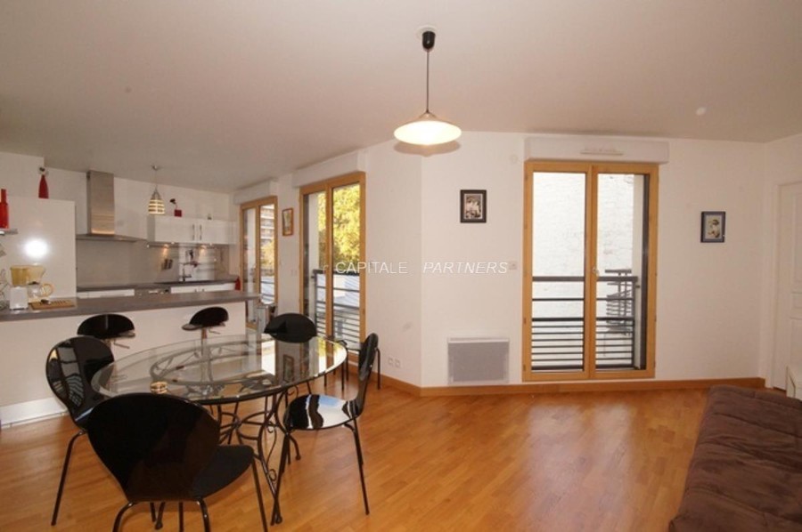 Appartement 1 chambre meublé PARIS 11 - 56 m²;