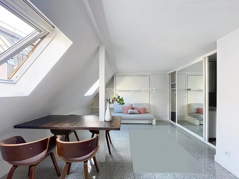Studio meublé  PARIS 4 - 27 m²;