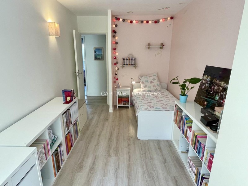 Appartement 3 chambres meublé ISSY-LES-MOULINEAUX - 98 m²;