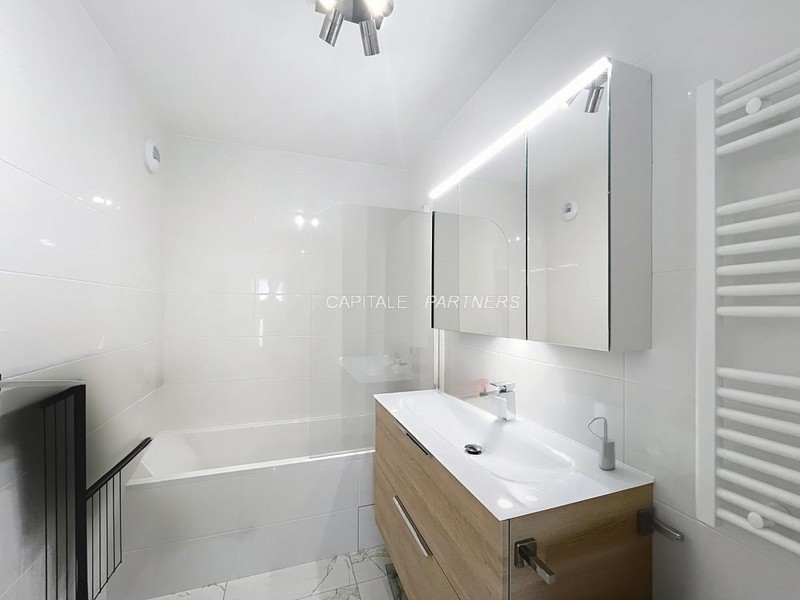 Appartement 1 chambre meublé PARIS 4 - 58 m²;