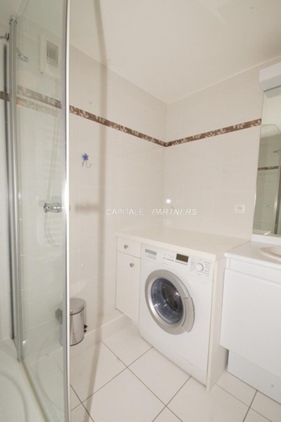 Appartement 1 chambre meublé PARIS 11 - 56 m²;