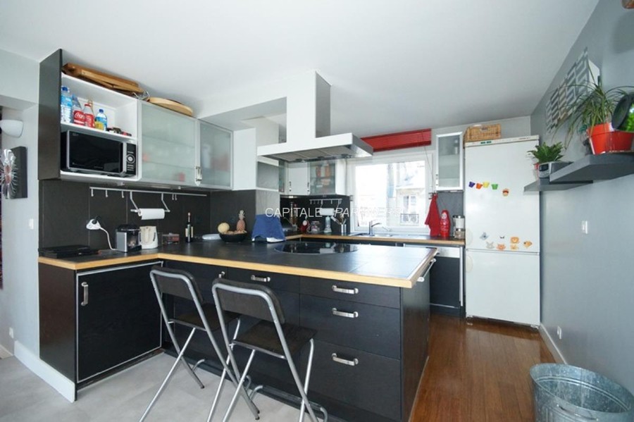 Appartement 3 chambres meublé PARIS 18 - 120 m²;
