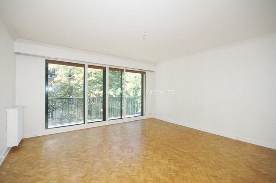 Appartement 2 chambres PARIS 16 - 79 m²;
