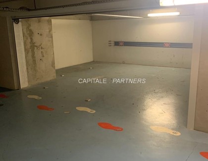 Parking  meublé PARIS 3