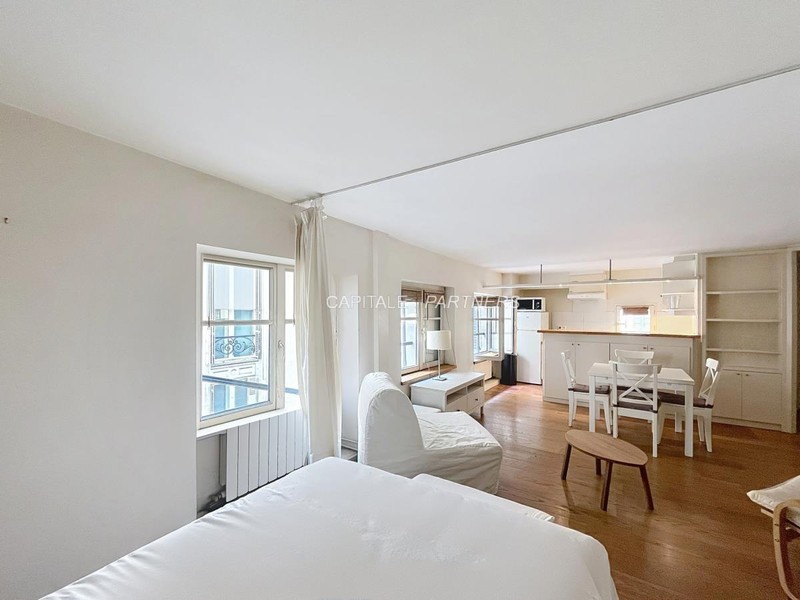 Studio meublé  PARIS 7 - 37 m²;