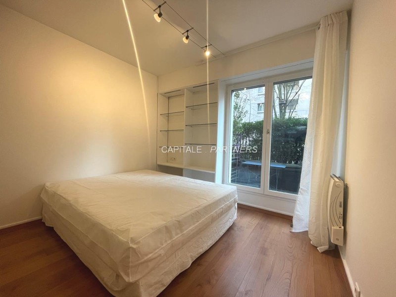 Appartement 2 chambres meublé COURBEVOIE - 65 m²;